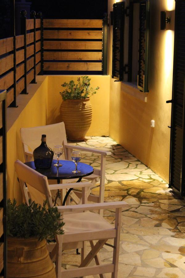 Apartament Eirini'S House Liapades Zewnętrze zdjęcie